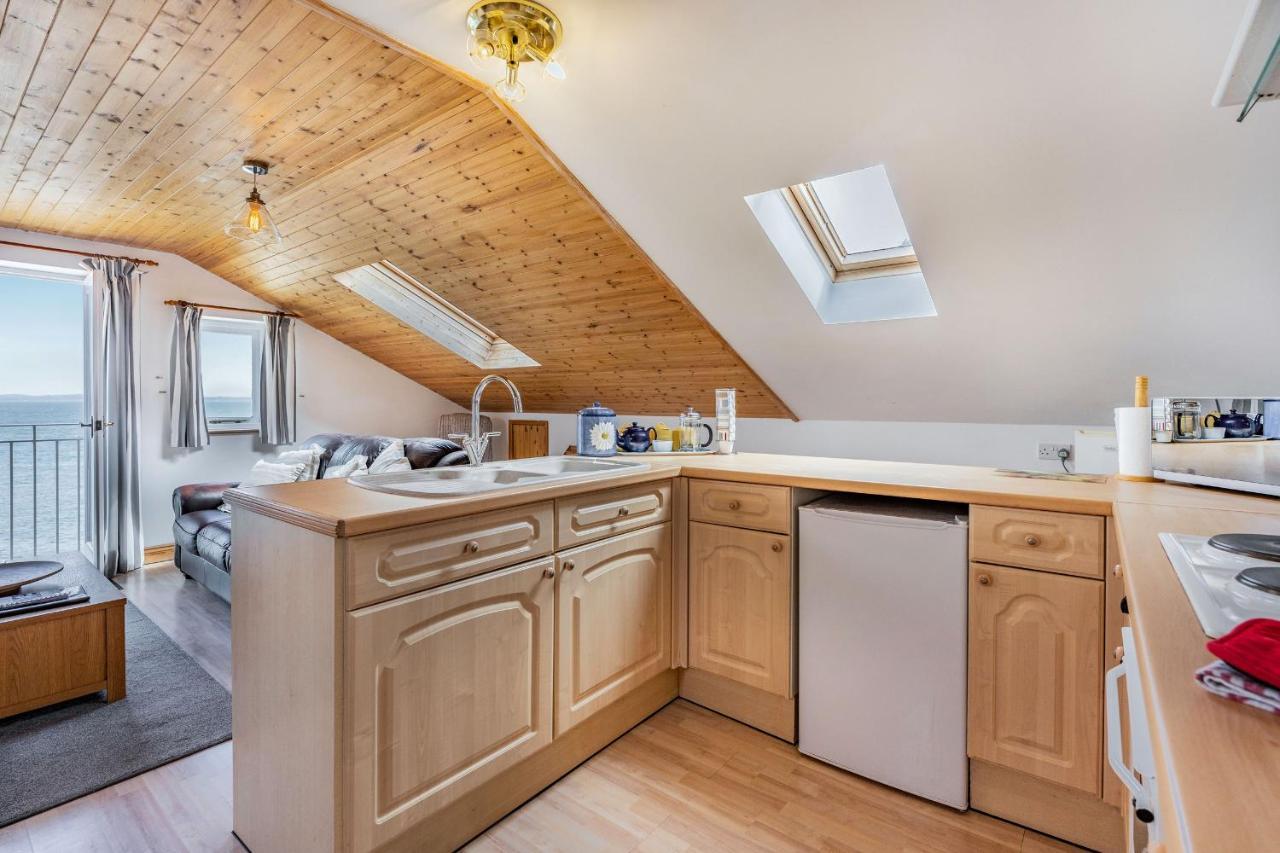 Sail Loft Apartment Yarmouth  Bagian luar foto