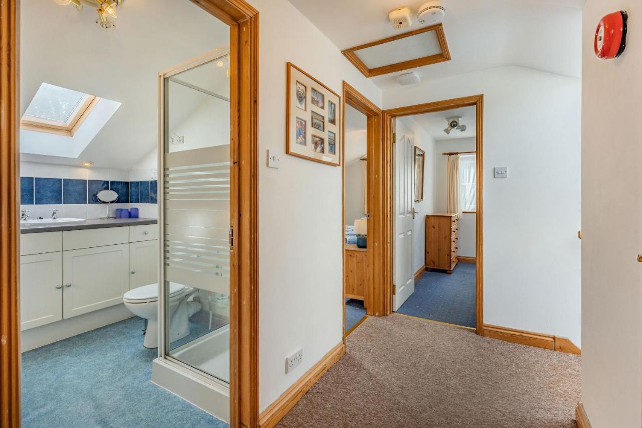Sail Loft Apartment Yarmouth  Bagian luar foto